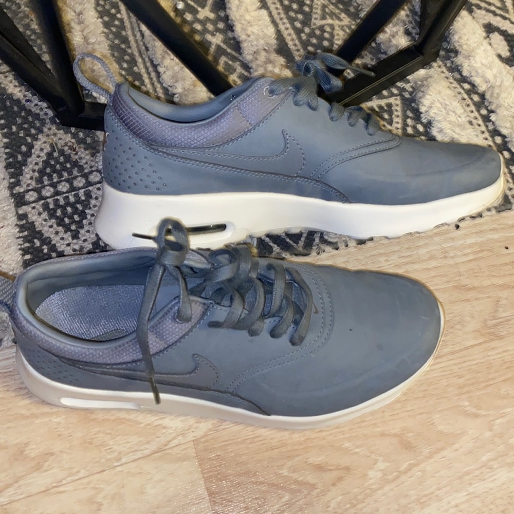 Nike shoes